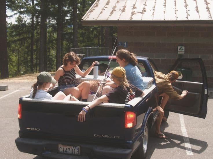 Group Travel Photo Tips for Natural, Candid Shots